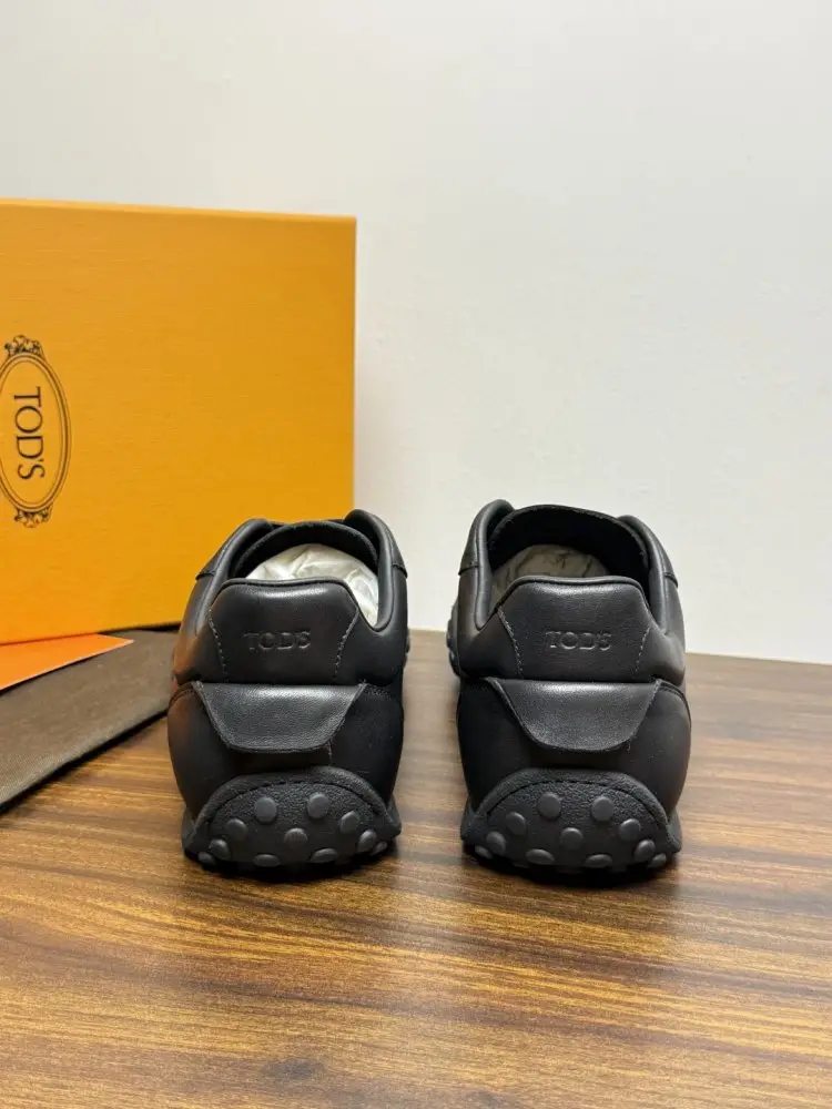 TODS Кроссовки мужские — Фото 3