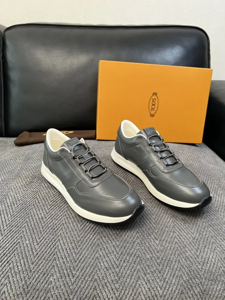 TODS — Кроссовки