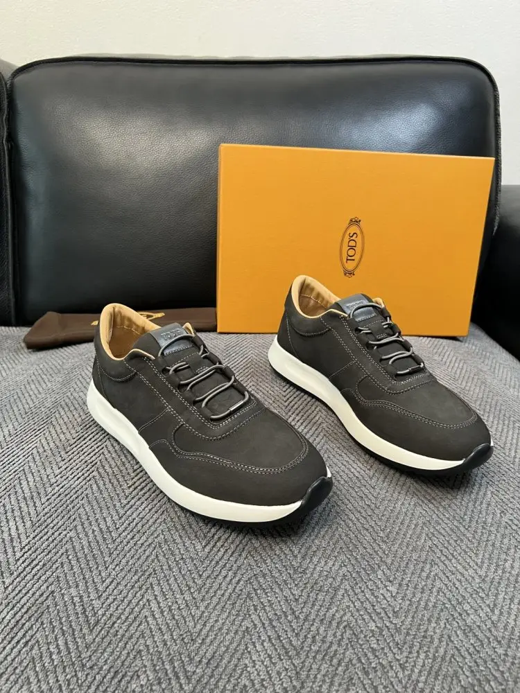TODS — Кроссовки