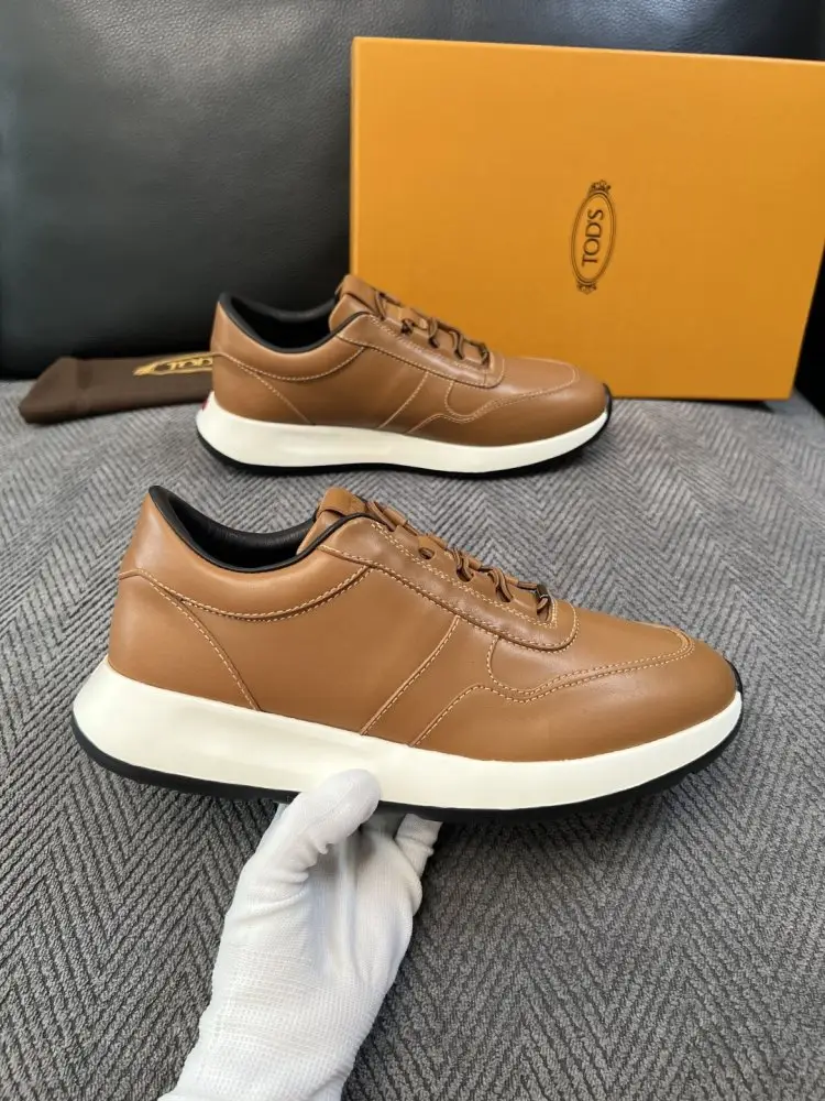 TODS Sneakers — Photo 4