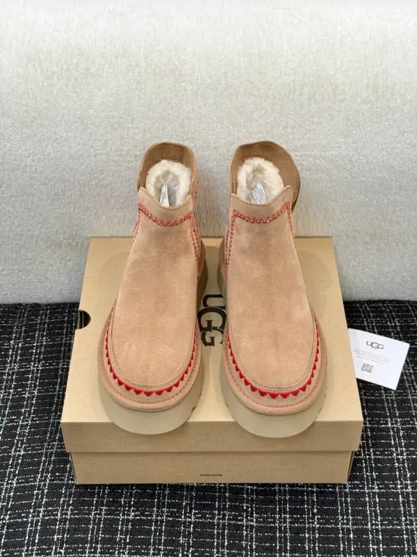 UGG — Уггі жіночі