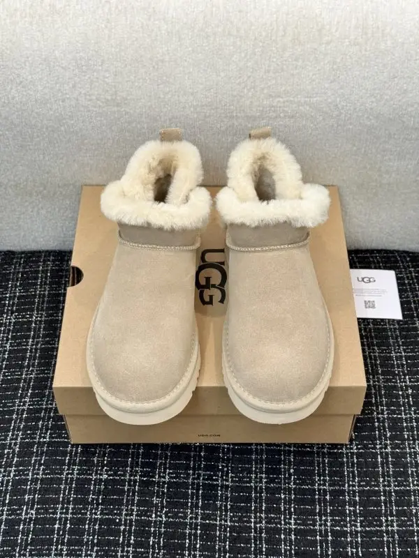 UGG — Ugg boots women's