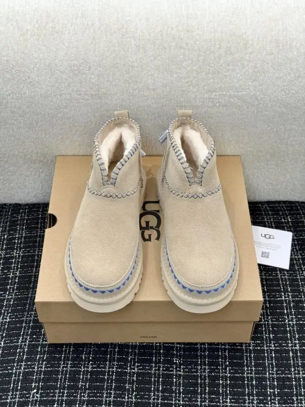 UGG — Ugg boots women's