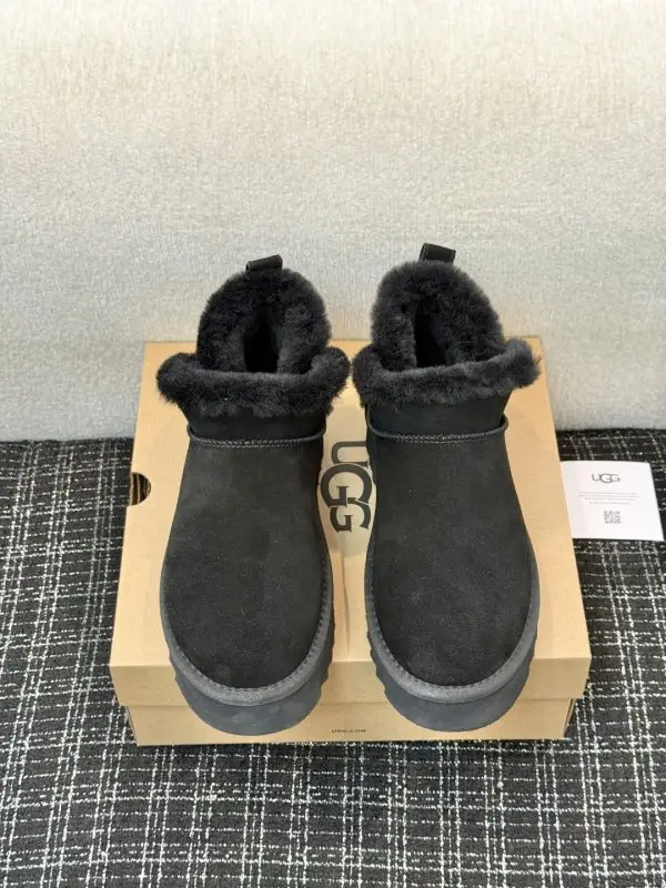 UGG — Ugg boots women's