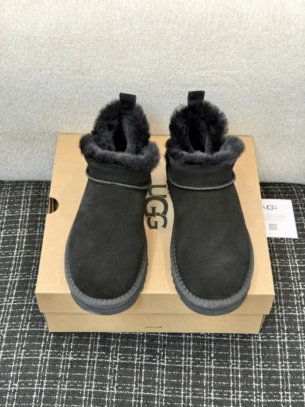 UGG — Ugg boots women's