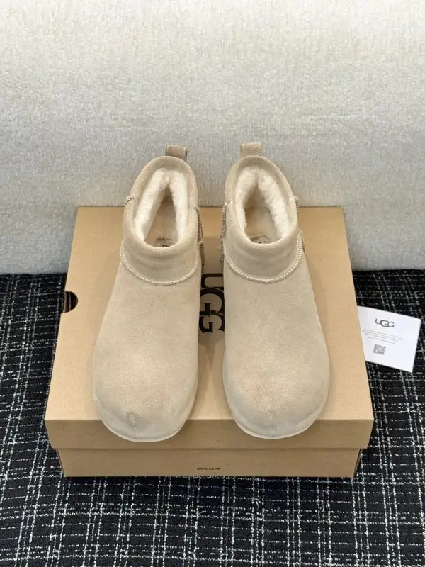 UGG — Ugg boots women's