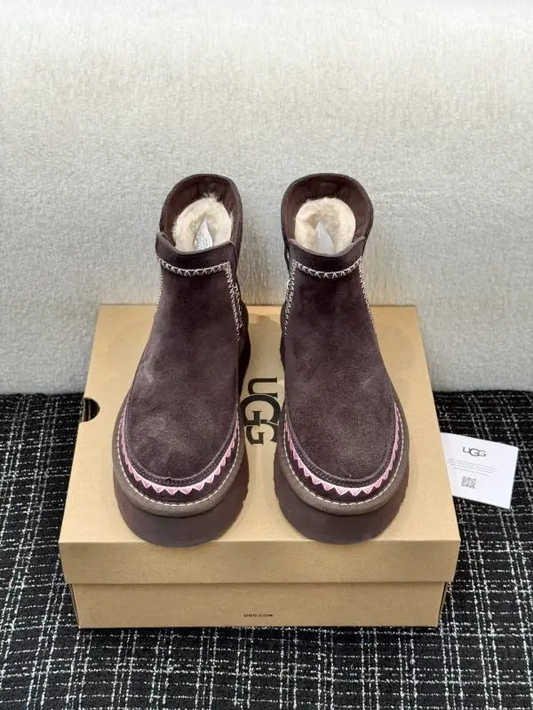 UGG — Ugg boots women's