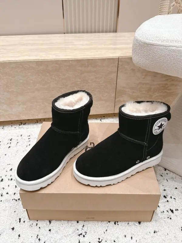 UGG — Ugg boots