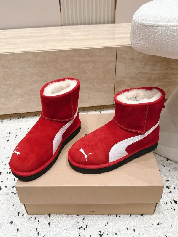 UGG — Ugg boots