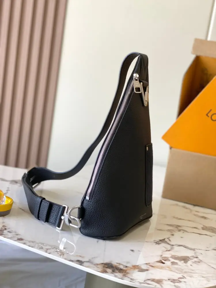 UkrFashion Сумка слинг Delta 30 см — Фото 2