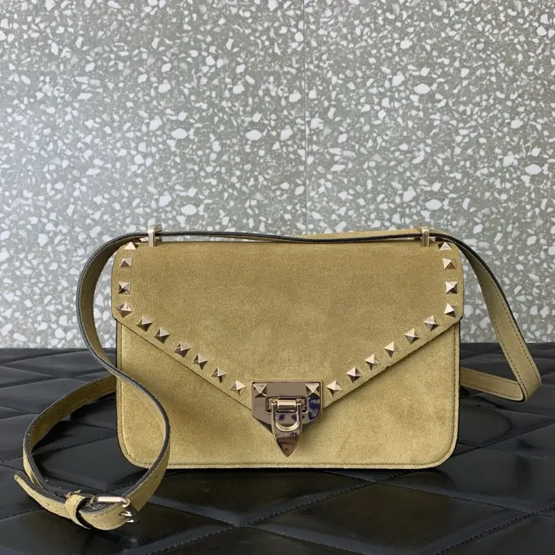 Valentino — Сумка через плечо 21 см