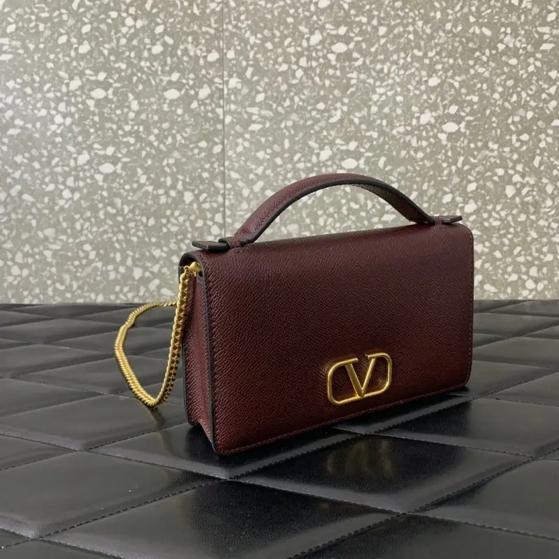 Valentino A bag Valenté Garavani VRING from chain — Photo 2