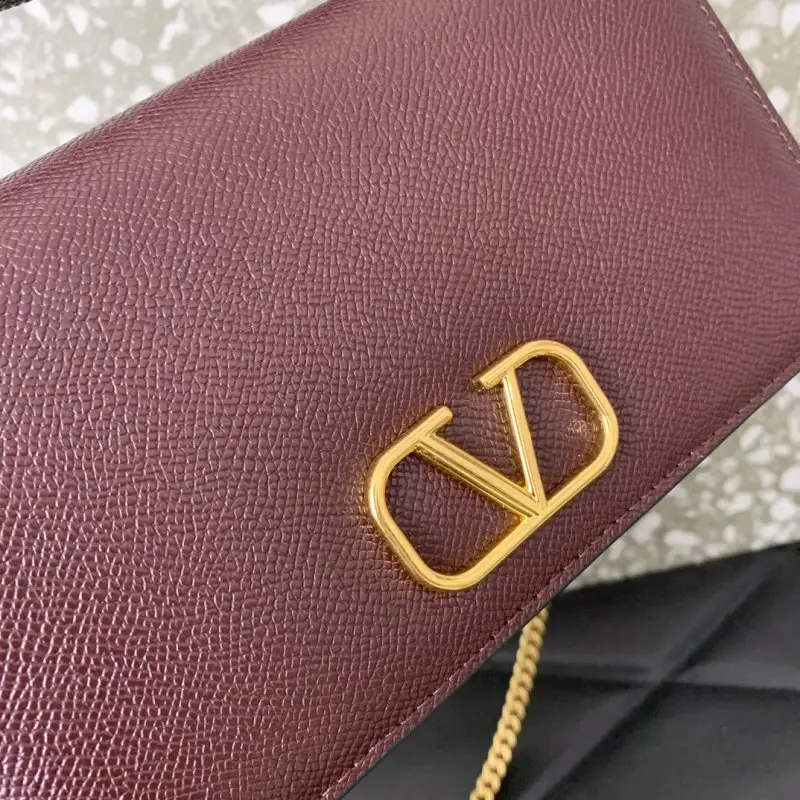 Valentino A bag Valenté Garavani VRING from chain — Photo 5