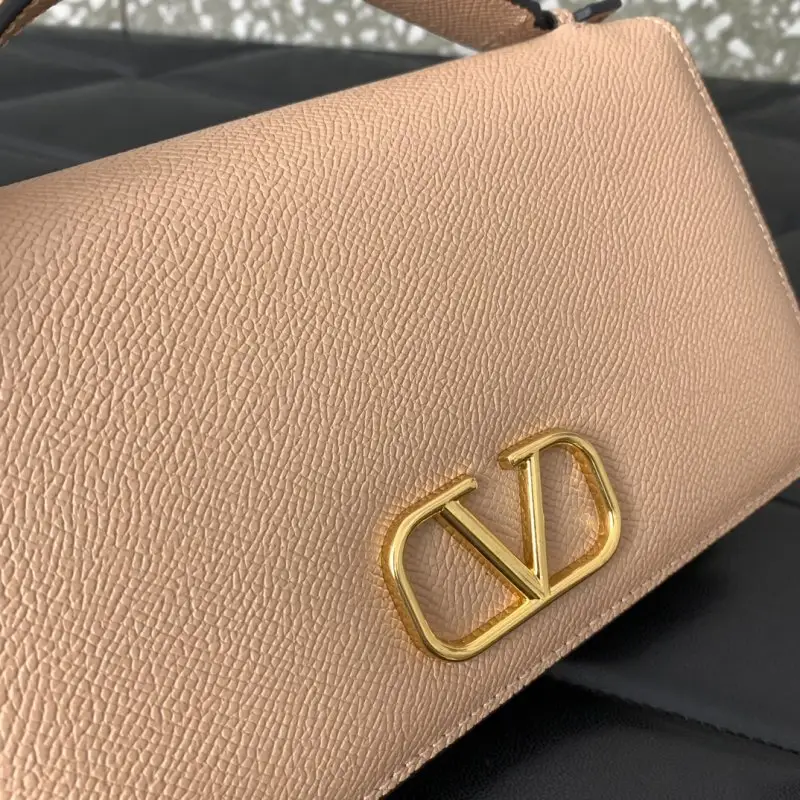 Valentino Сумка Valenté Garavani VRING з ланцюжком — Фото 5