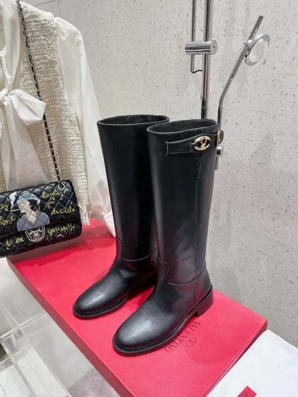 Valentino — Чоботи шкіряні жіночі