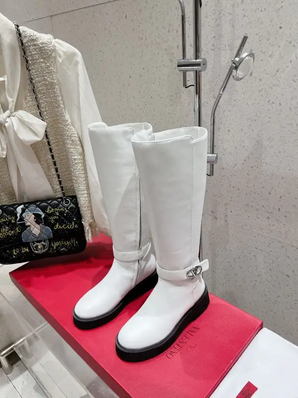 Valentino Boots leather women's — Photo 1