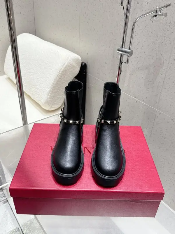 Valentino Boots leather women's — Photo 2