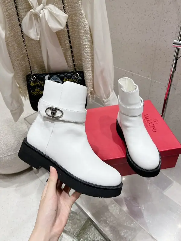 Valentino Boots leather women's — Photo 5