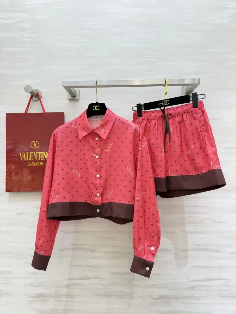 Valentino — Costume female