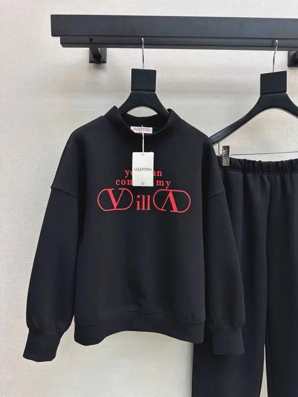 Valentino Костюм женский — Фото 3