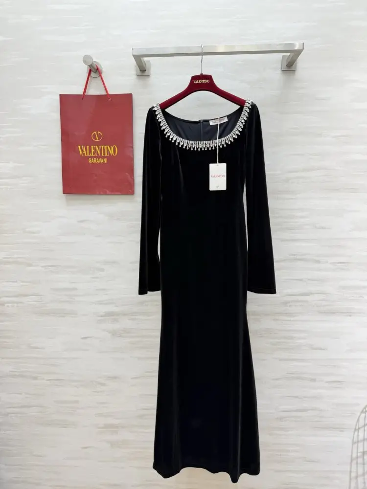 Valentino — Плаття, Сукня-максі з оксамиту
