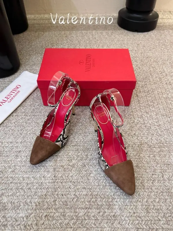 Valentino Изящные женские туфли — Фото 3