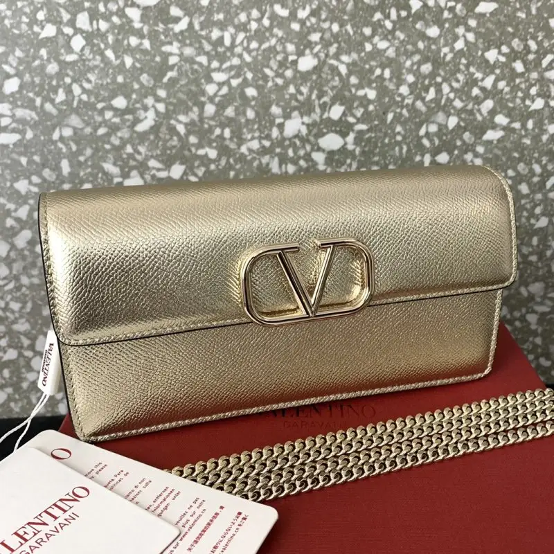Valentino Handbag clutch 20 cm leather women's — Photo 4