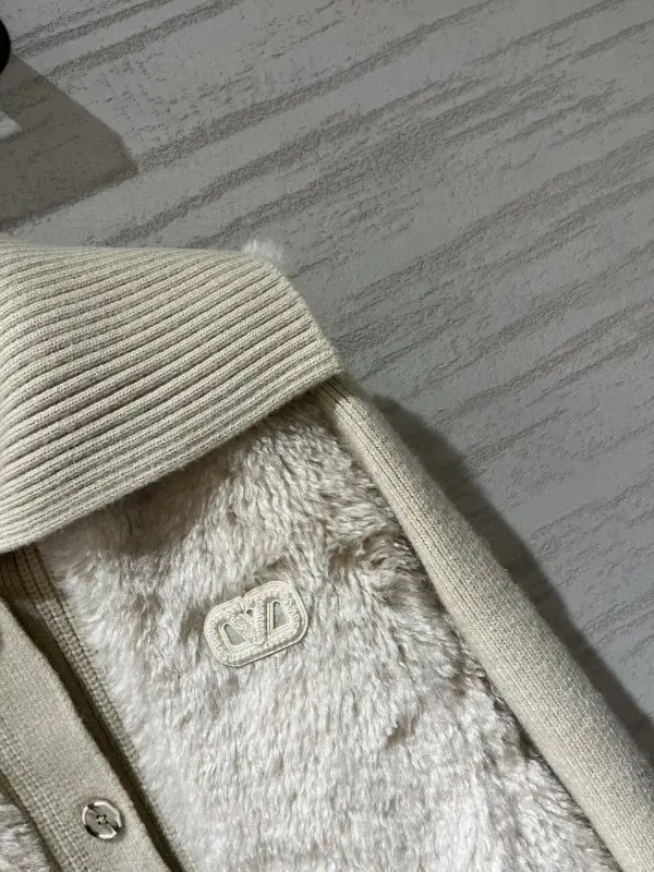 Valentino Jacket Down jacket women's from fur finished — Photo 4