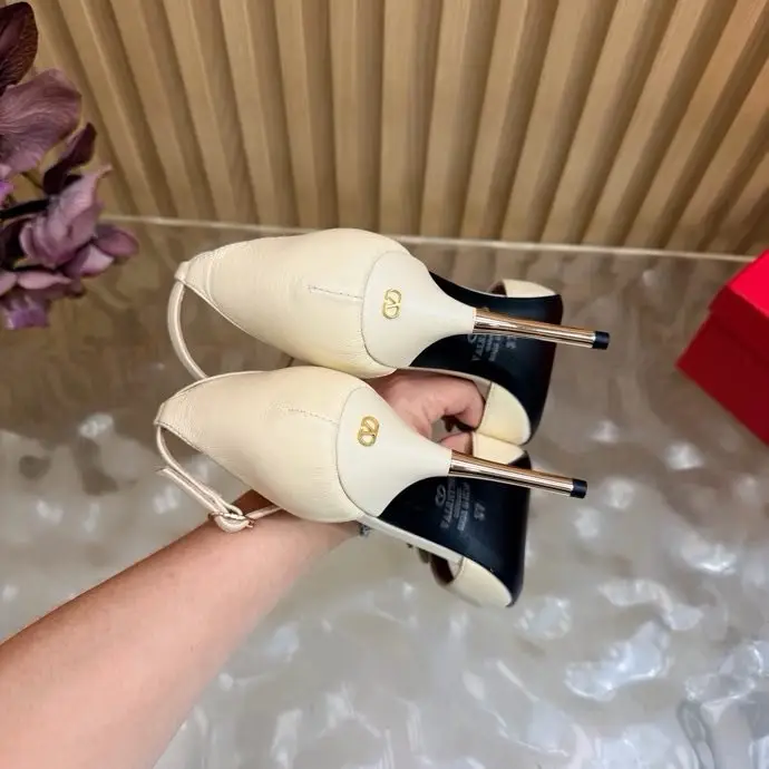 Valentino Босоніжки на високому підборах — Фото 5