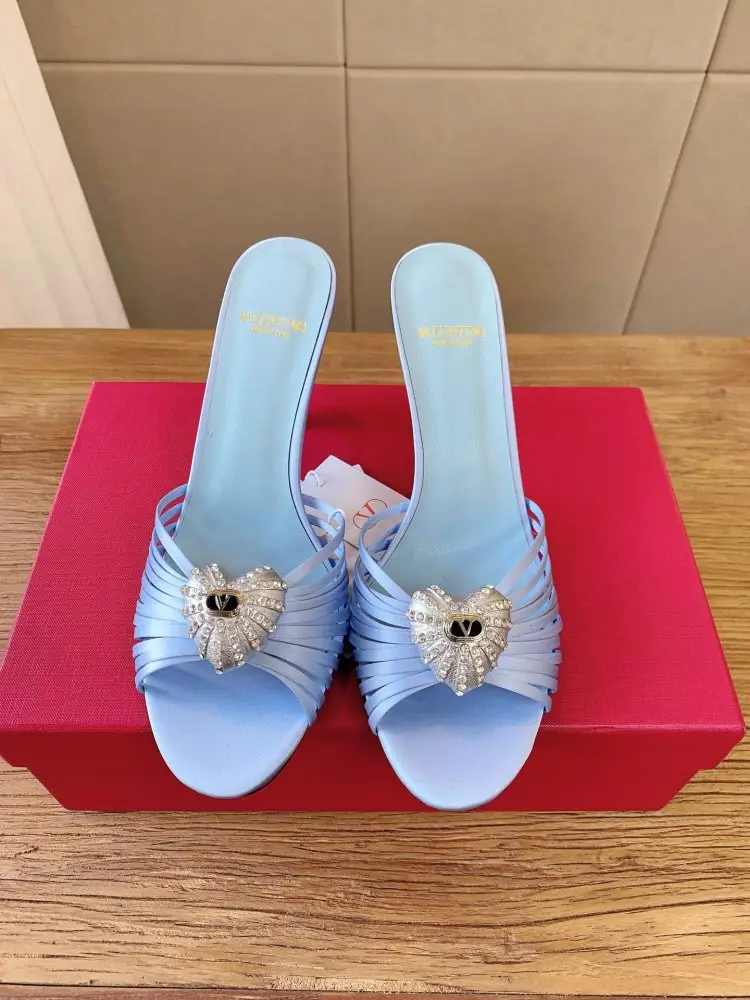 Valentino — Босоніжки