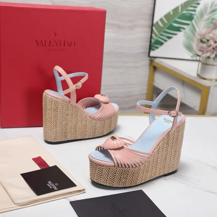 Valentino — Босоножки
