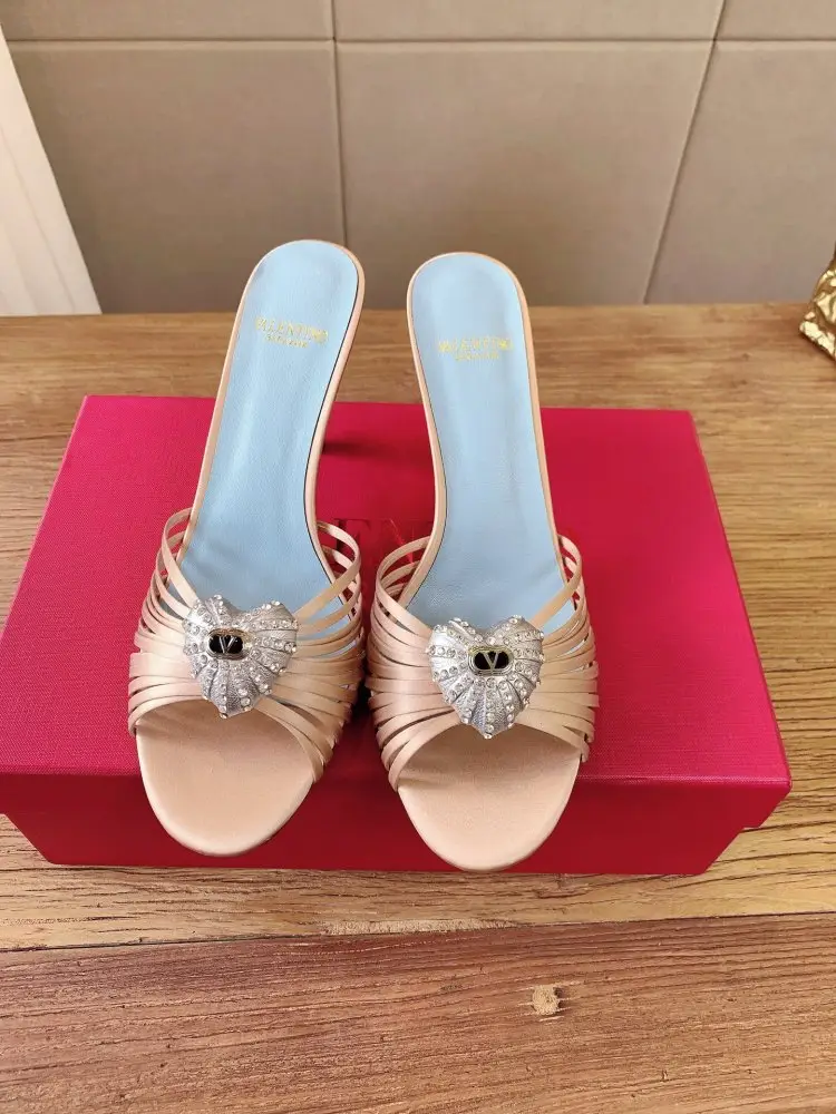 Valentino — Босоніжки