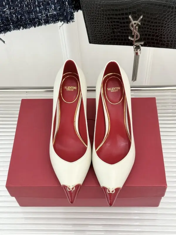 Valentino Shoes on high heel from sharp the toe — Photo 4