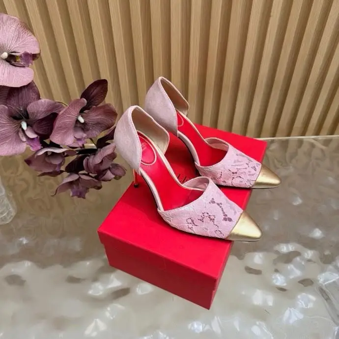 Valentino — Туфлі на високому підборах