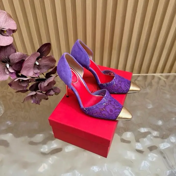 Valentino Shoes on high heel — Photo 4