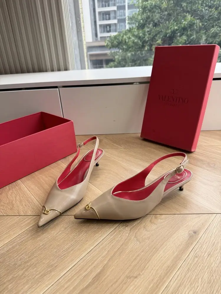 Valentino — Туфлі жіночі