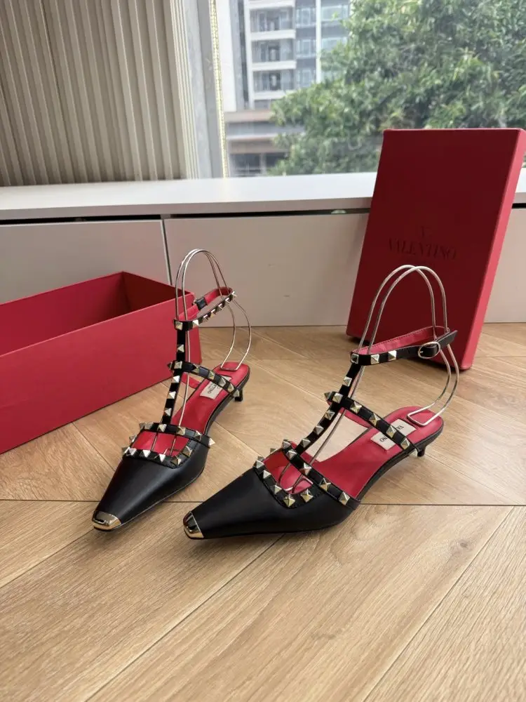 Valentino Туфлі жіночі — Фото 1