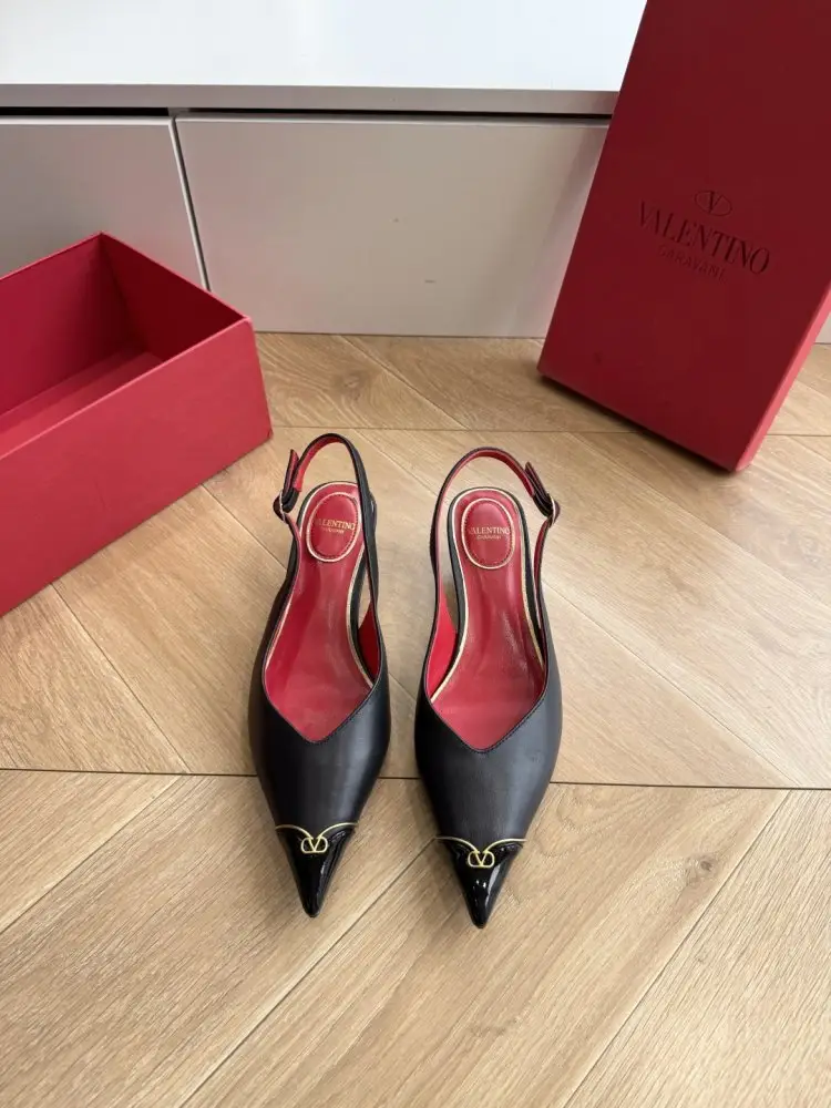 Valentino Shoes women's — Photo 2