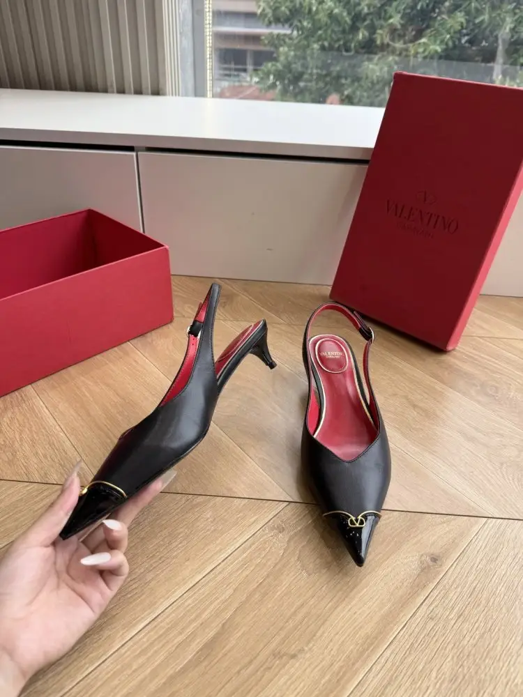 Valentino Shoes women's — Photo 3