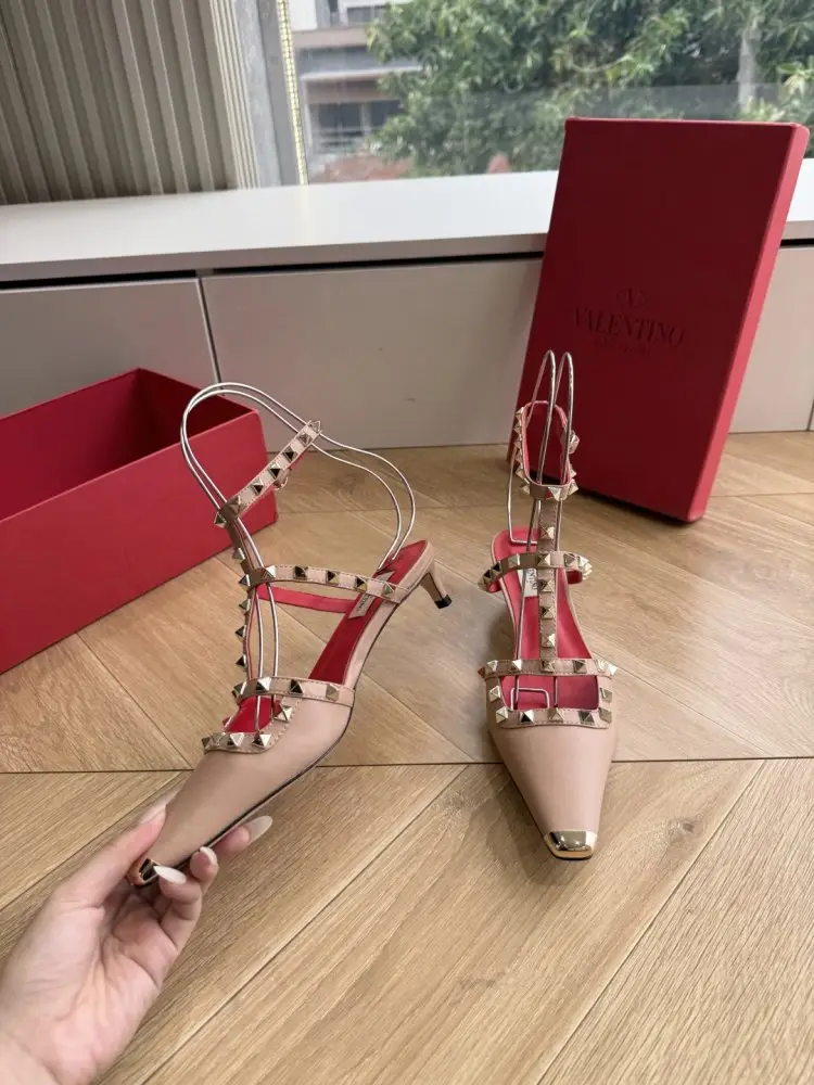 Valentino Shoes women's — Photo 3