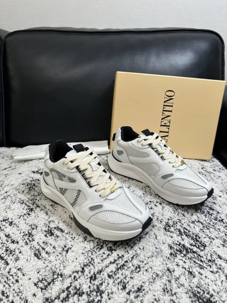 Valentino — Кросівки чоловічі