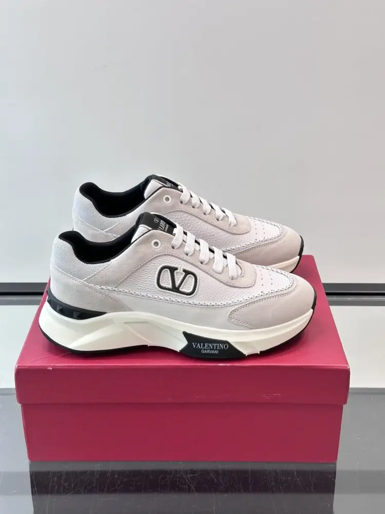 Valentino — Кросівки чоловічі
