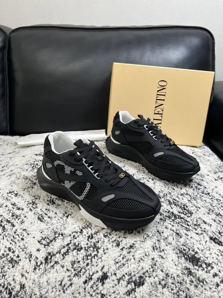 Valentino — Кросівки чоловічі