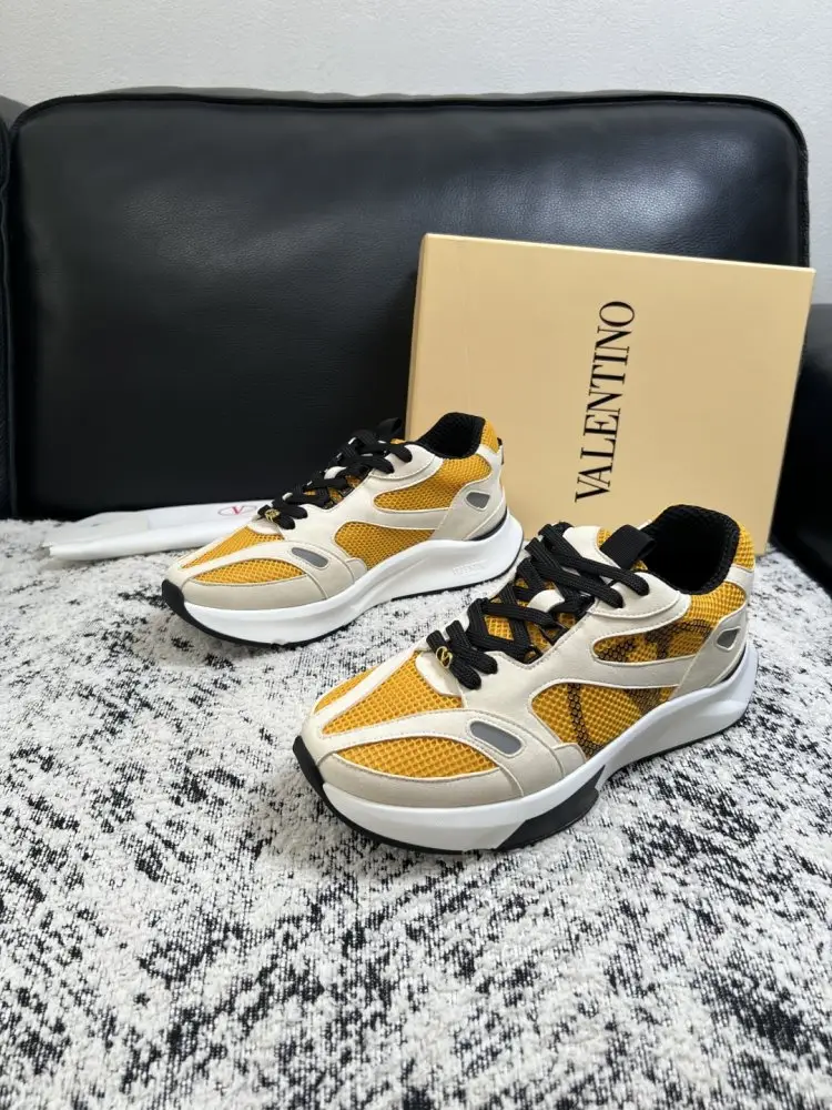 Valentino Sneakers men's — Photo 2