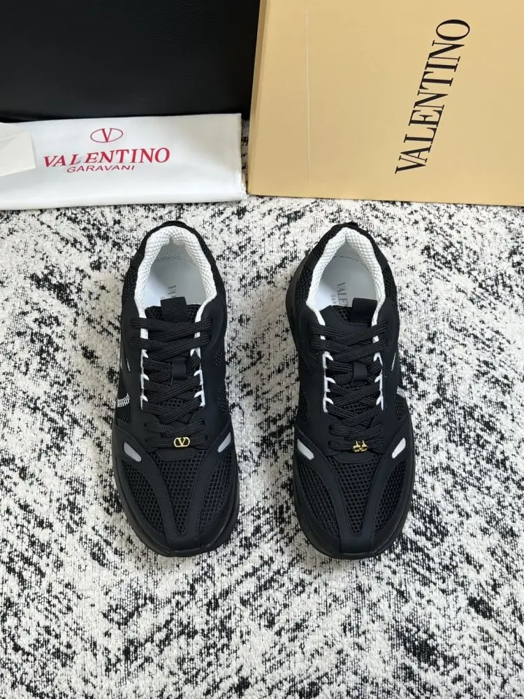 Valentino Кросівки чоловічі — Фото 3