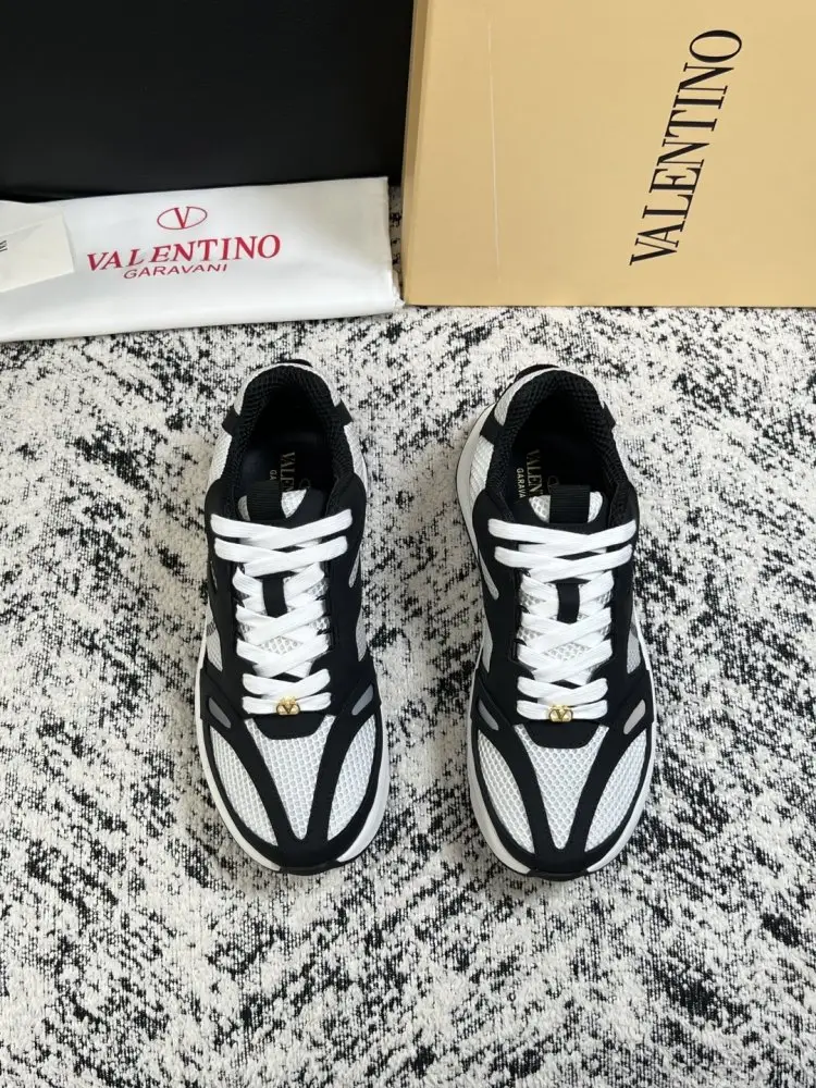 Valentino Кросівки чоловічі — Фото 3
