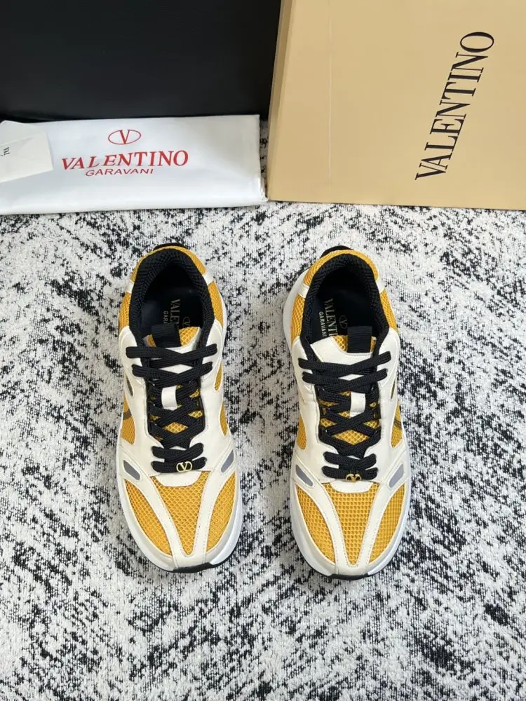 Valentino Sneakers men's — Photo 3