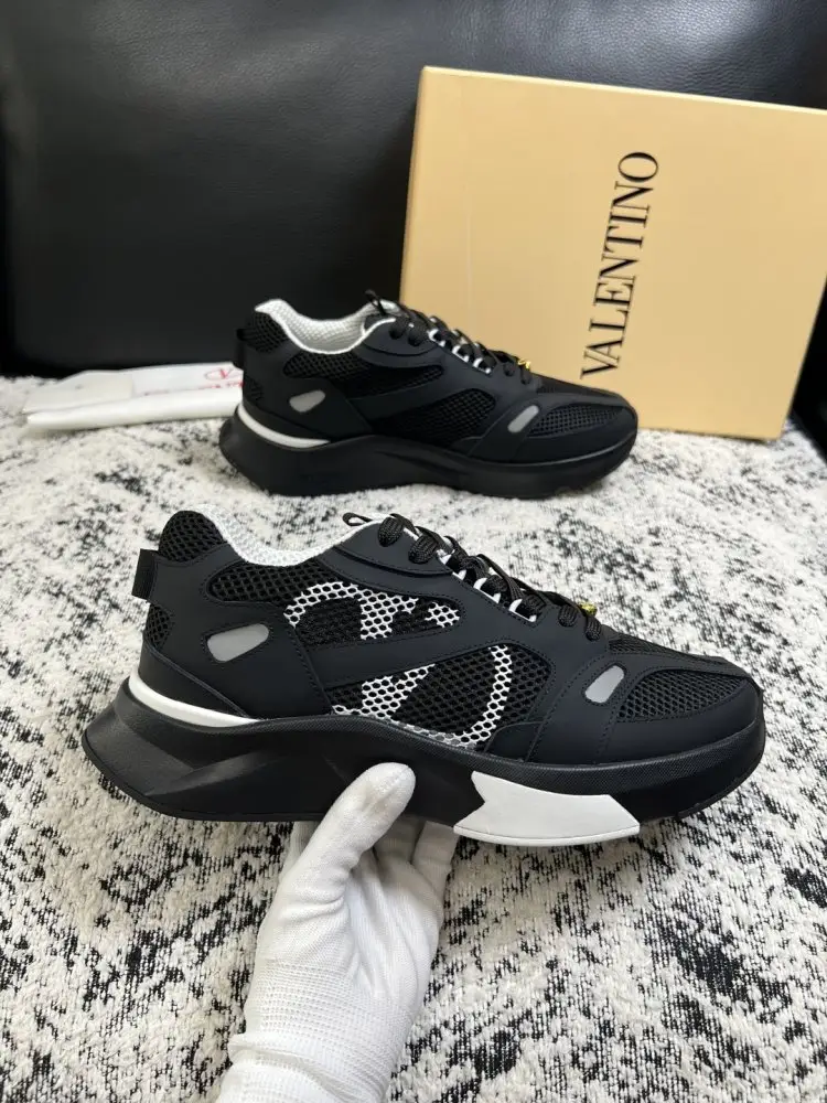 Valentino Кросівки чоловічі — Фото 4