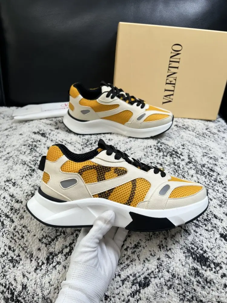 Valentino Sneakers men's — Photo 4