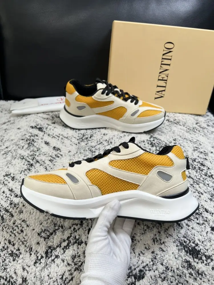 Valentino Sneakers men's — Photo 5